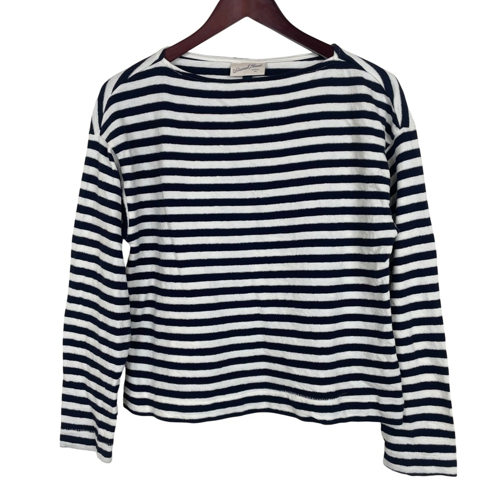 Womens Top Sz S Striped Long Sleeve Boat Neck Nautical Coastal Minimalist Preppy